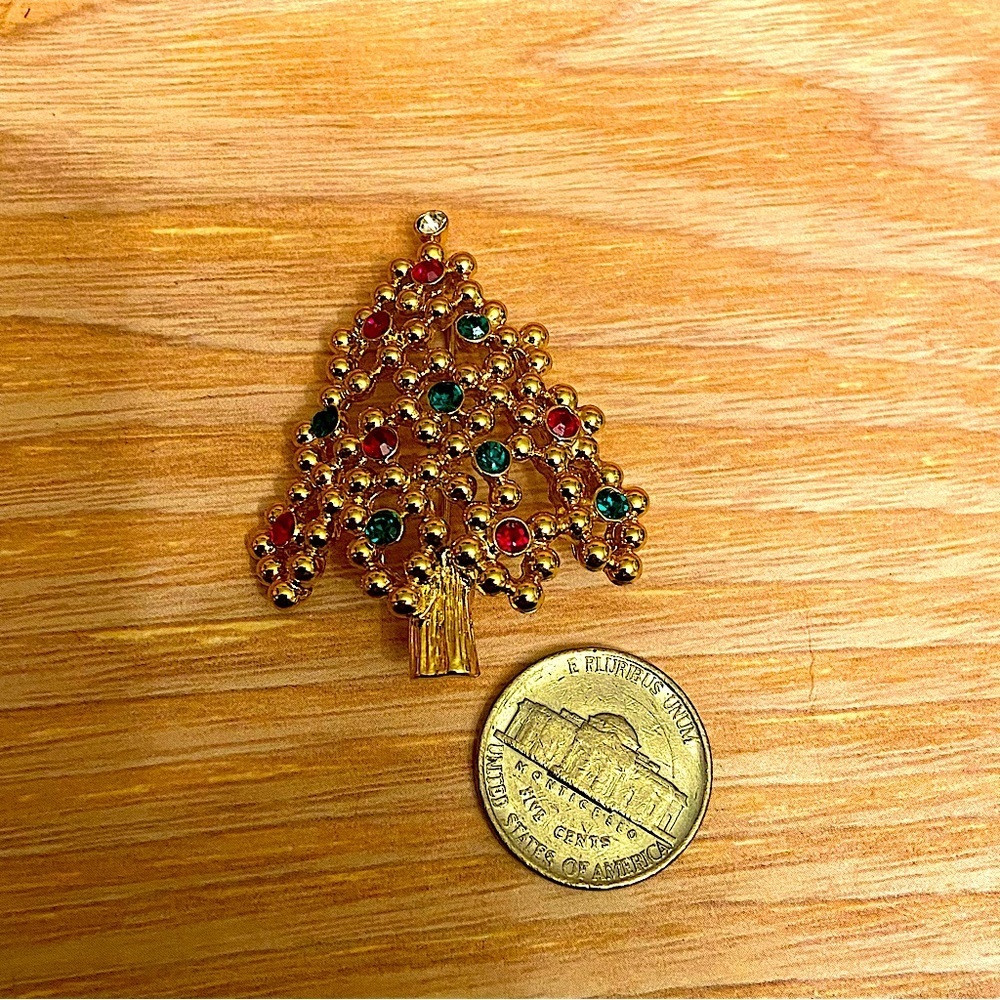 Ornate Colorful Rhinestone & Gold Color Cluster Beads Christmas Tree Brooch - Picture 2 of 5